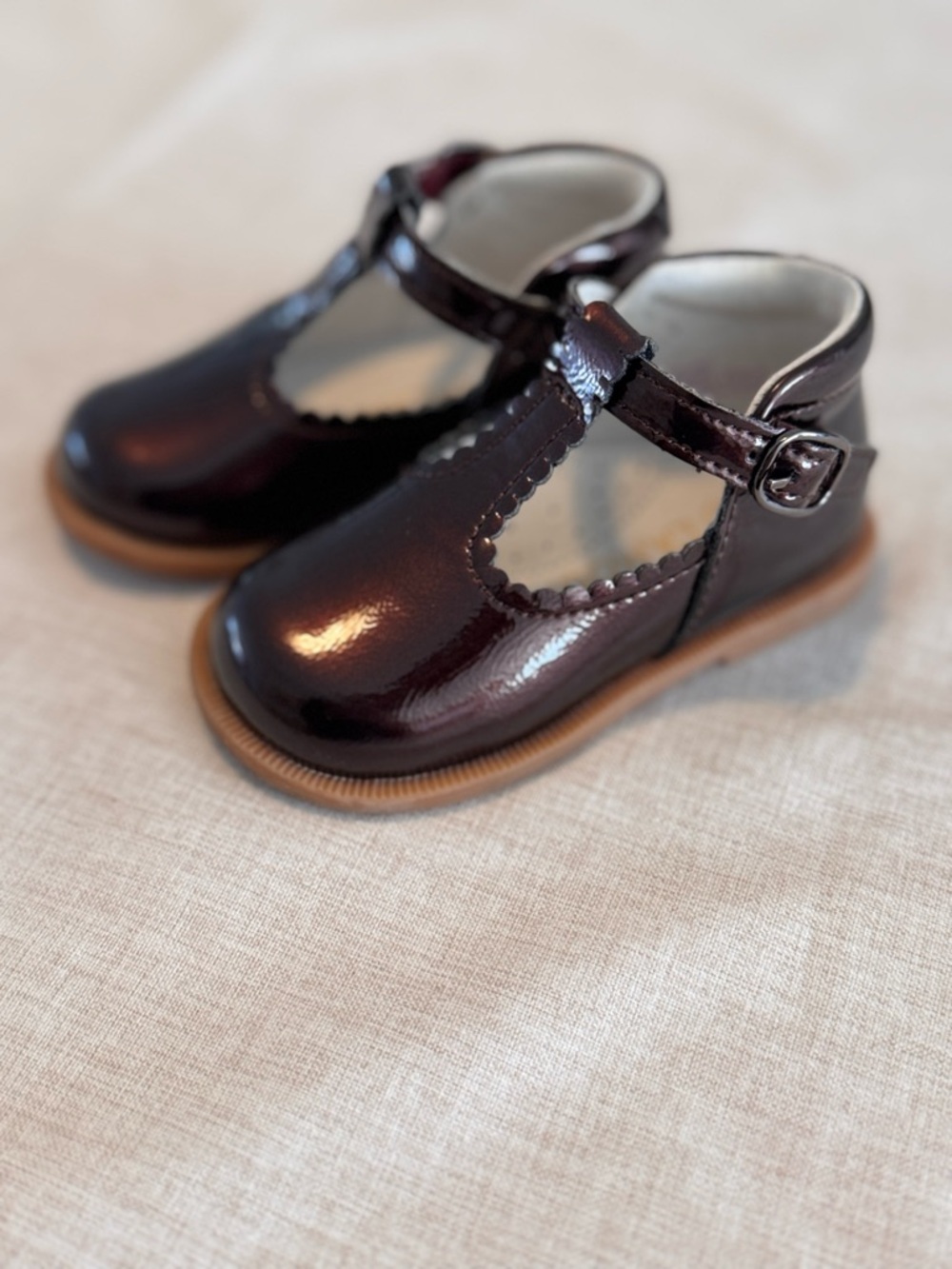 L’amour T-Strap Patent Leather Kids Shoes - Dark Burgundy